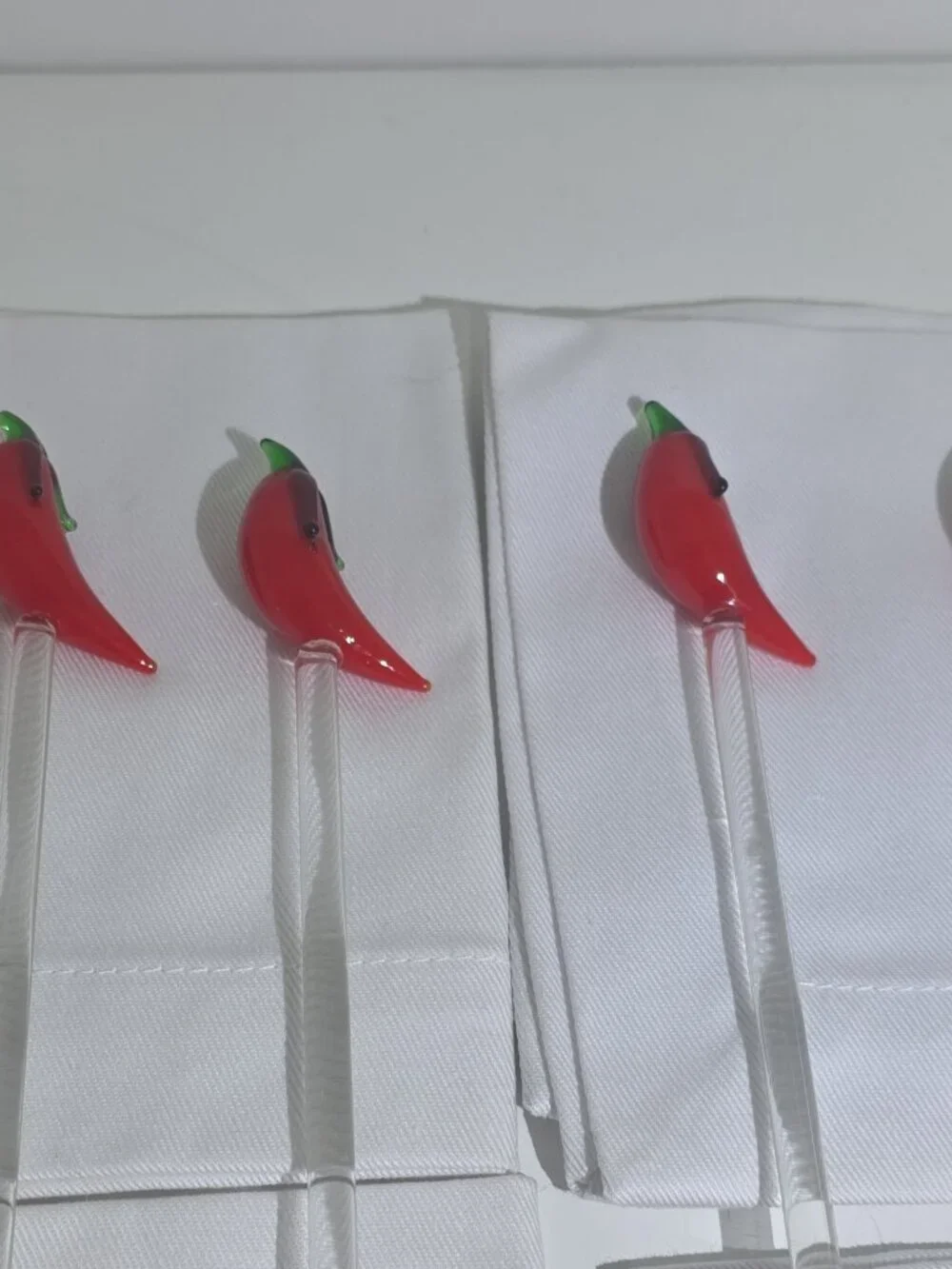 Vintage White Cloth Napkins with Hand-Blown Glass Chili Pepper Swizzle Sticks